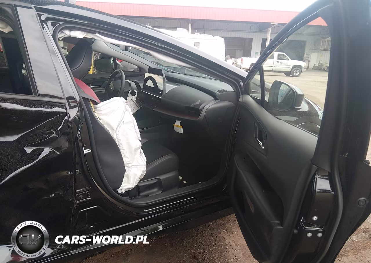 2027 Toyota Prius VIN:JTDACACU9V3084700 - 5
