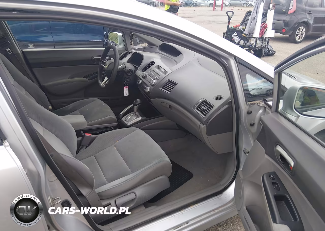 2009 Honda Civic Lx VIN:19XFA16569E047103 - 5
