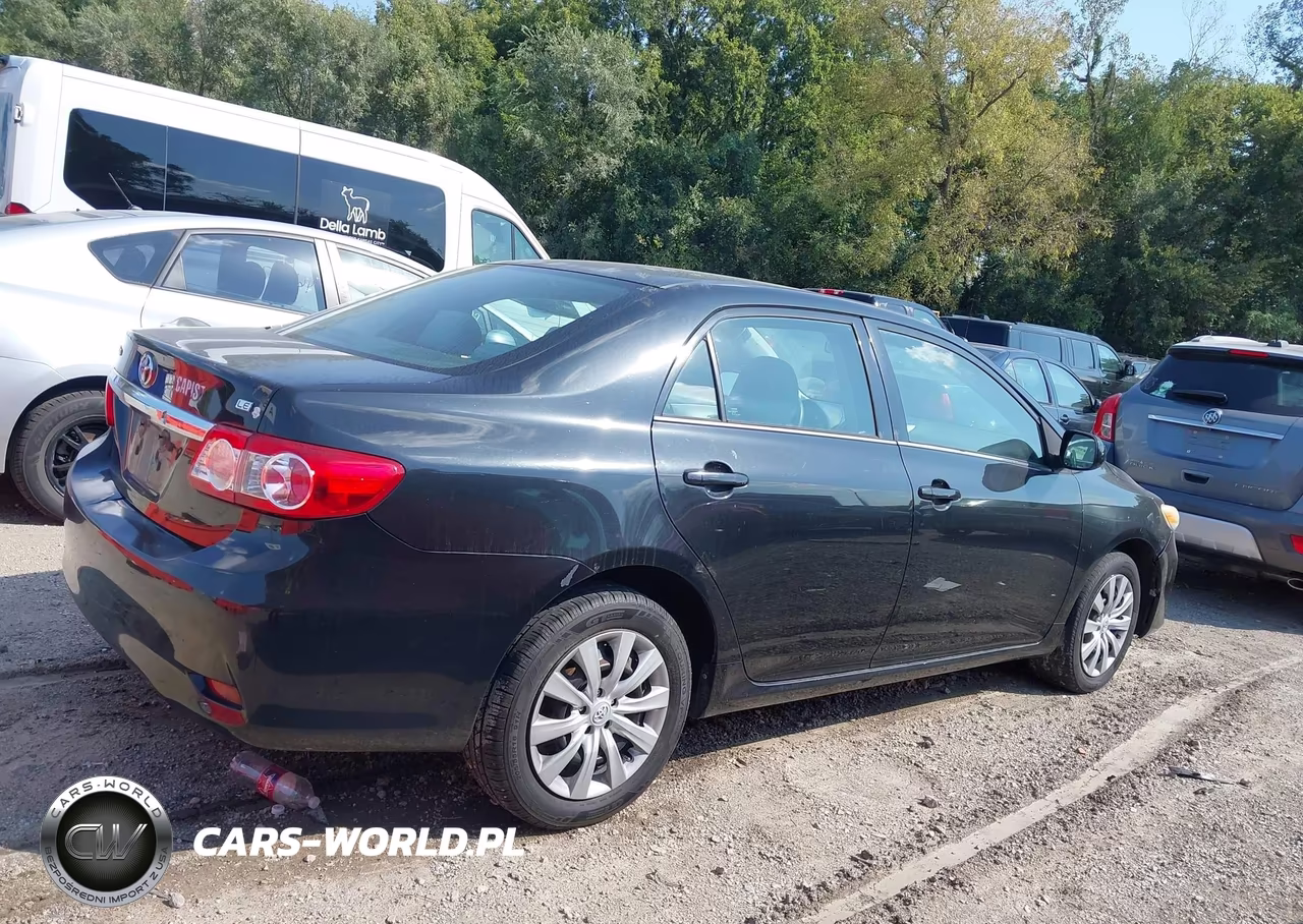 2013 Toyota Corolla Le VIN:5YFBU4EE0DP141039 - 13