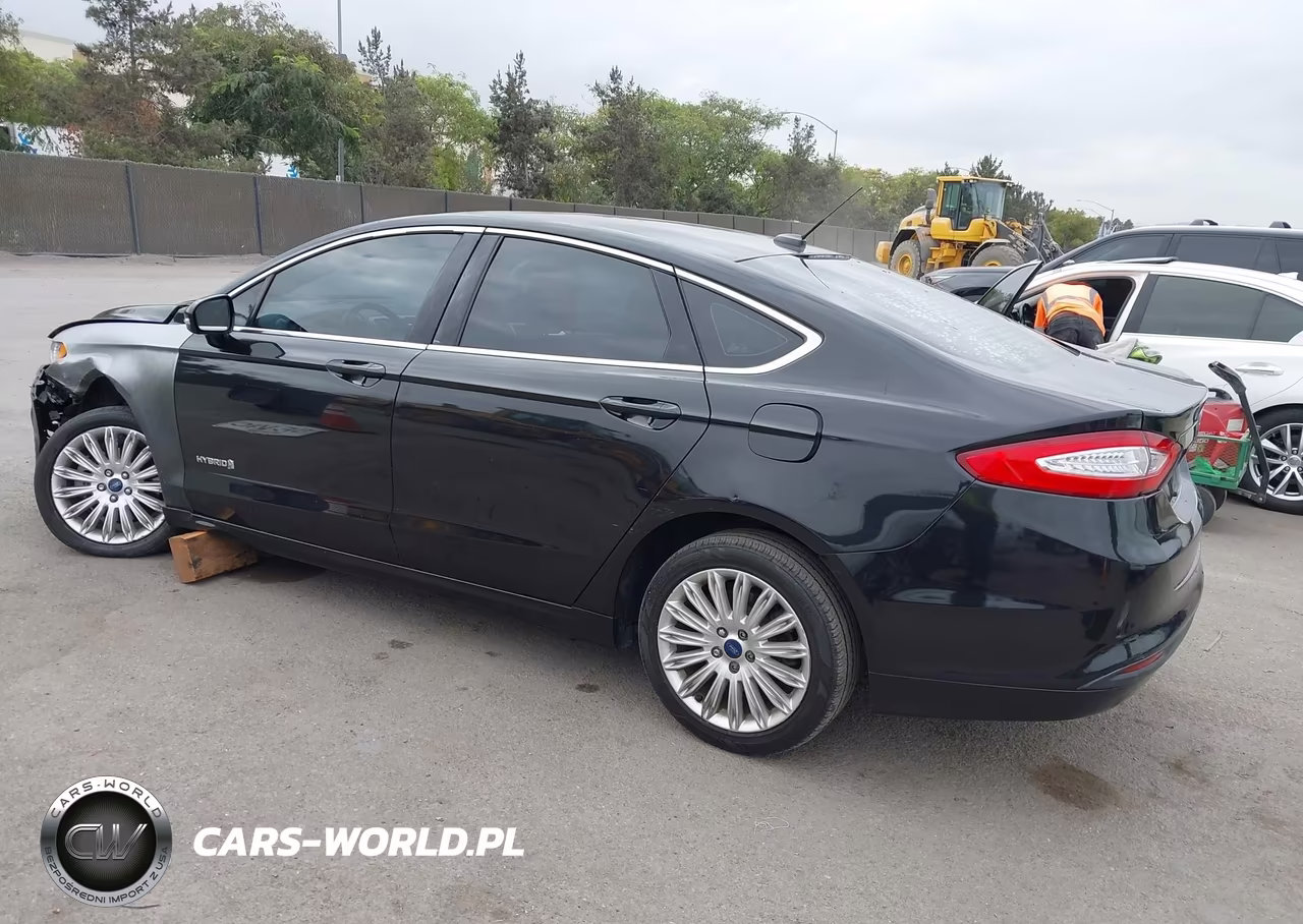 2014 Ford Fusion Hybrid Se VIN:3FA6P0LU8ER284141 - 3