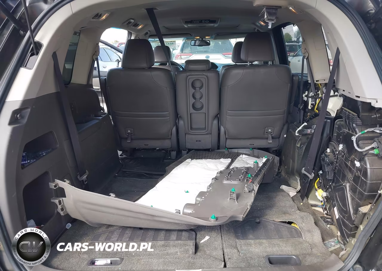 2012 Honda Odyssey Touring-Touring Elite VIN:5FNRL5H90CB010225 - 18