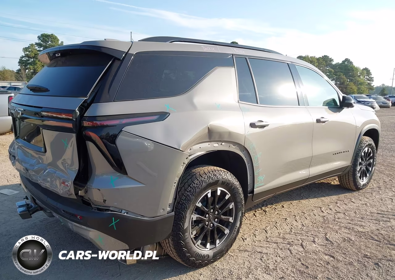2026 Chevrolet Traverse Awd Z71 VIN:1GNEVJKS6TJ226187 - 4