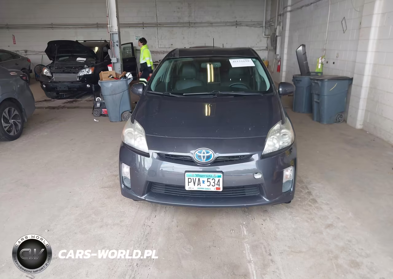 2011 Toyota Prius Four VIN:JTDKN3DU2B0266826 - 12