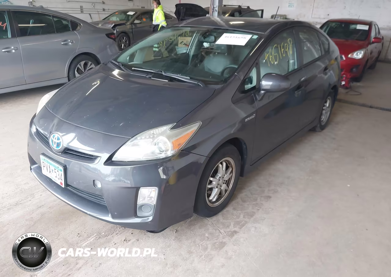 2011 Toyota Prius Four VIN:JTDKN3DU2B0266826 - 2
