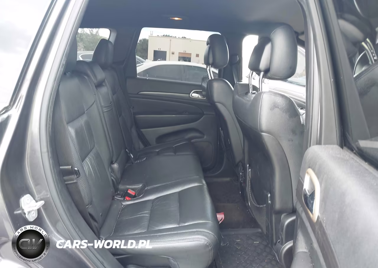 2015 Jeep Grand Cherokee Laredo VIN:1C4RJEAG1FC785987 - 8