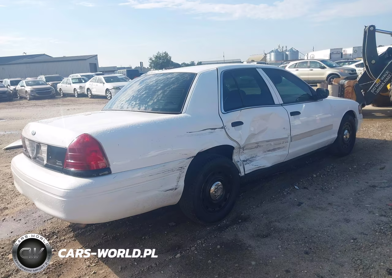 2009 Ford Crown Victoria Police-Police Interceptor VIN:2FAHP71V69X144738 - 4