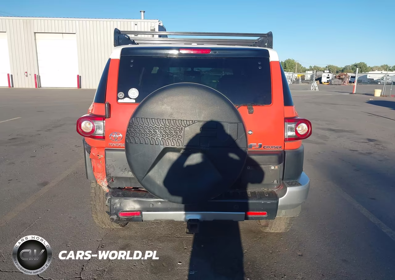 2014 Toyota Fj Cruiser VIN:JTEBU4BF0EK198009 - 16