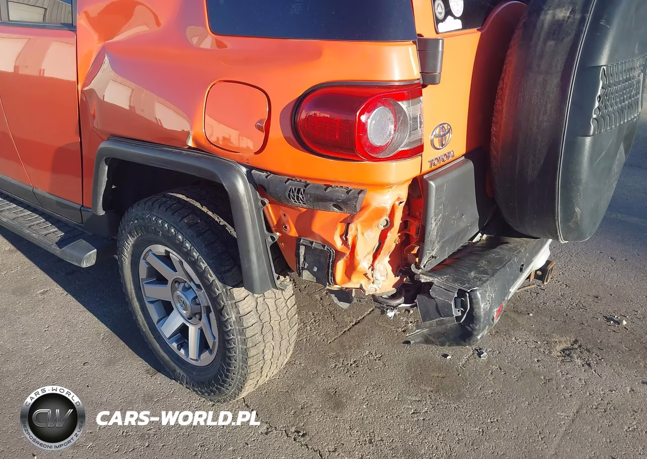 2014 Toyota Fj Cruiser VIN:JTEBU4BF0EK198009 - 6