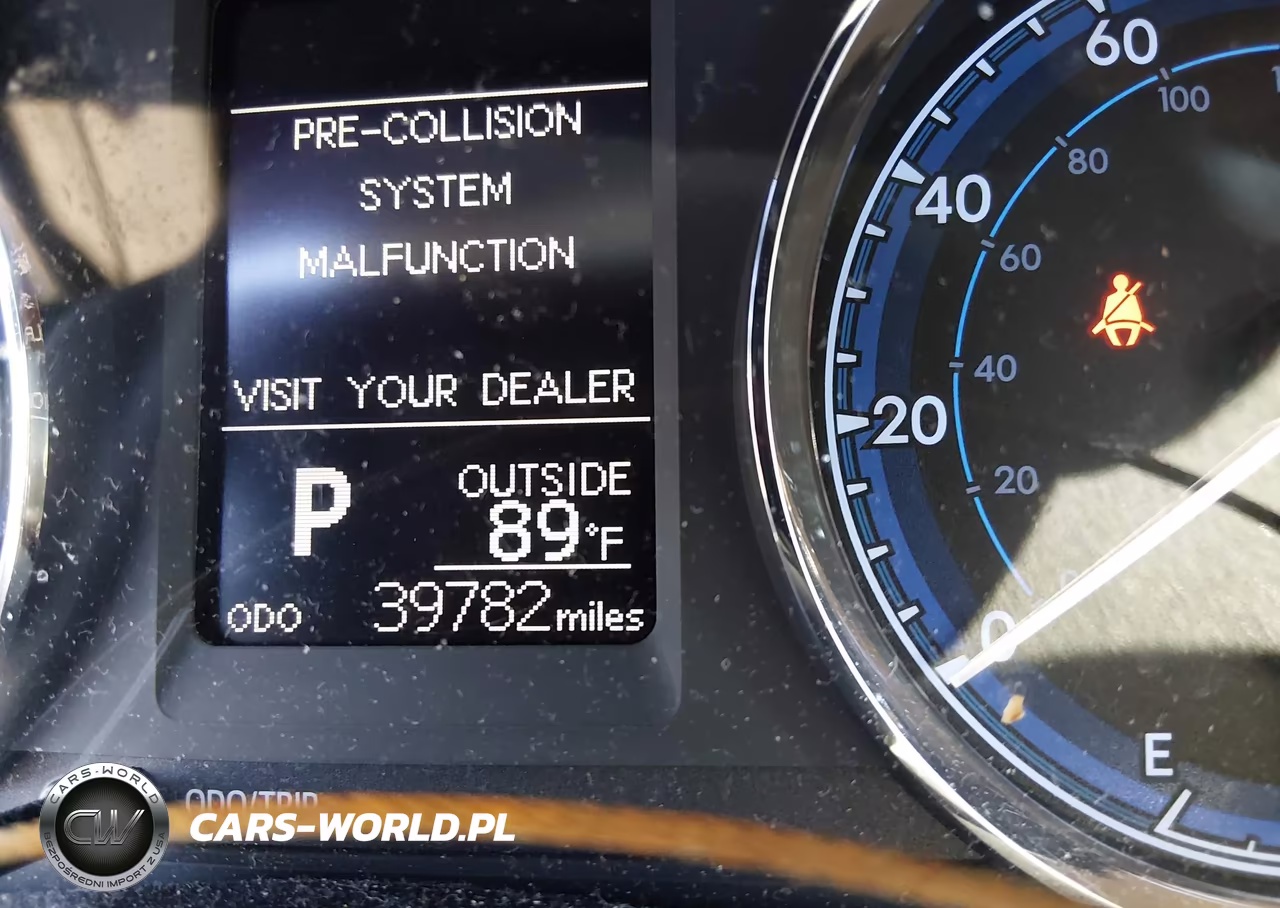 2017 Toyota Corolla Le VIN:5YFBURHE1HP697908 - 16