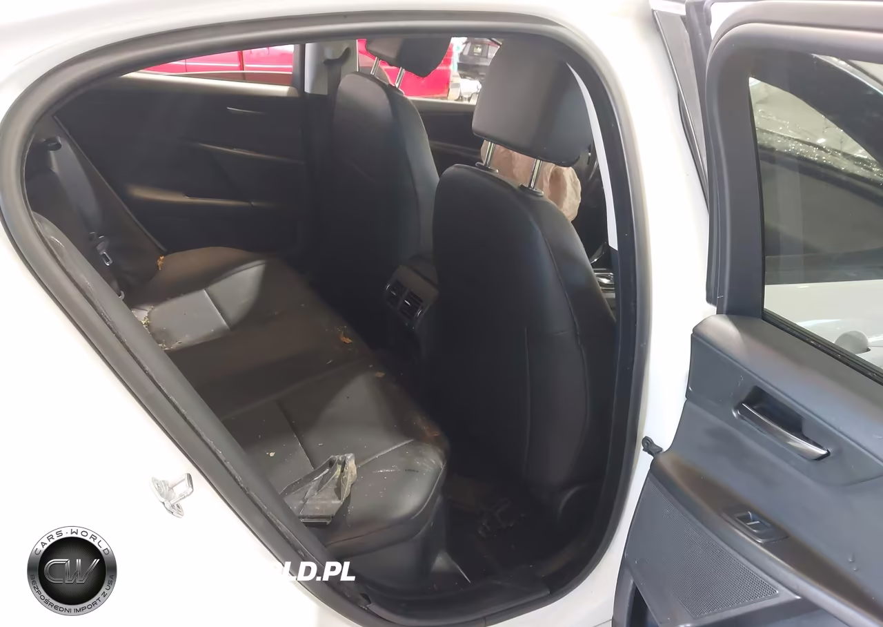2018 Jaguar Xe 25T VIN:SAJAR4FX5JCP32941 - 8