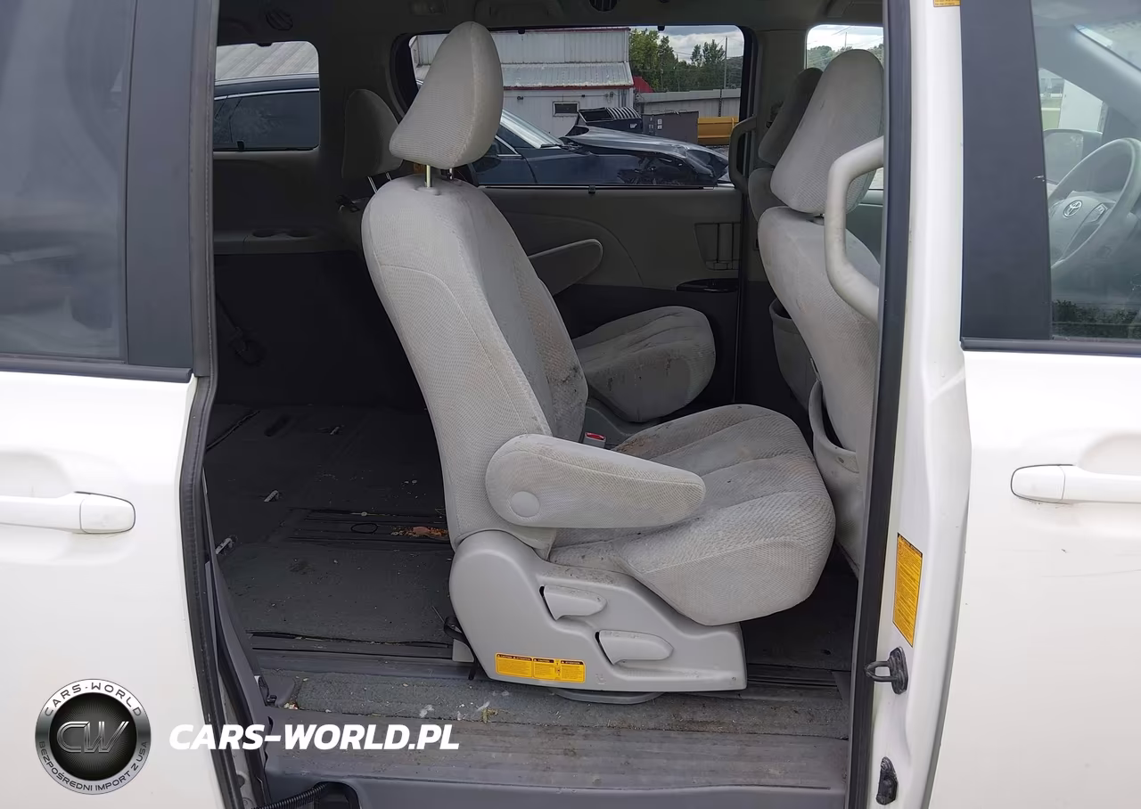 2011 Toyota Sienna Le V6 VIN:5TDKK3DC5BS050398 - 8