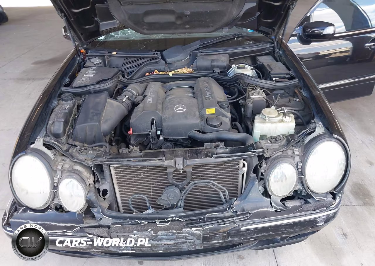 2000 Mercedes-Benz E 320 VIN:WDBJF65J0YB147652 - 10