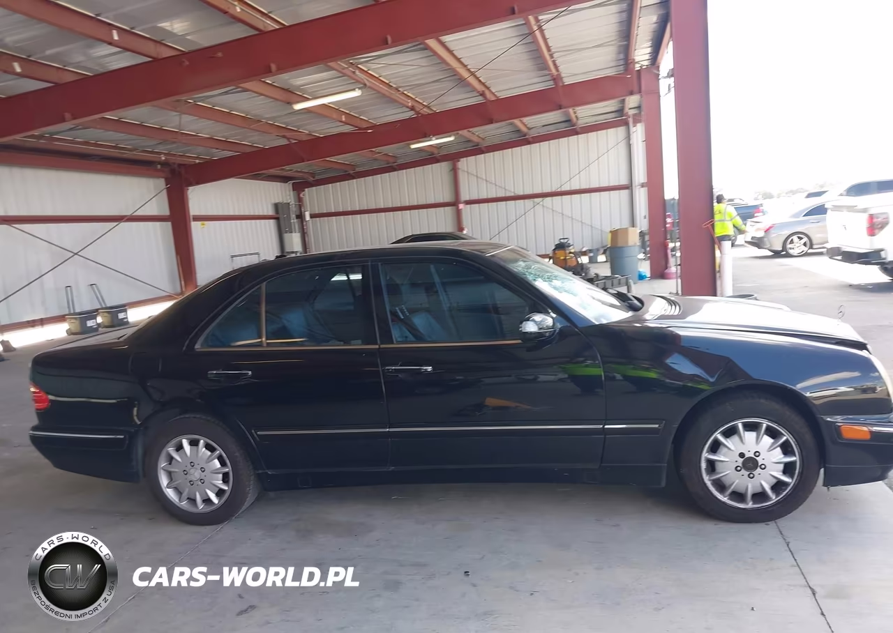 2000 Mercedes-Benz E 320 VIN:WDBJF65J0YB147652 - 13