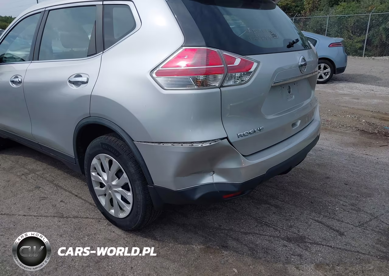 2015 Nissan Rogue S VIN:KNMAT2MV4FP585016 - 6