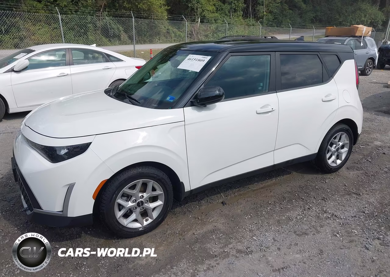 2023 Kia Soul S VIN:KNDJ23AUXP7215596 - 2