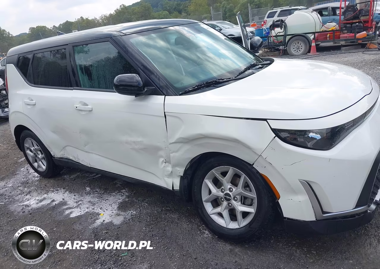 2023 Kia Soul S VIN:KNDJ23AUXP7215596 - 6