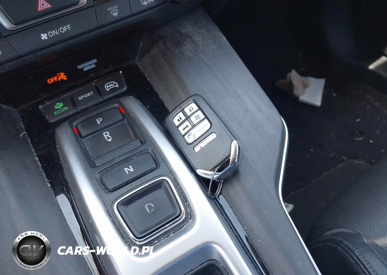 2019 Honda Clarity Plug-In Hybrid Touring VIN:JHMZC5F35KC004946 - 11