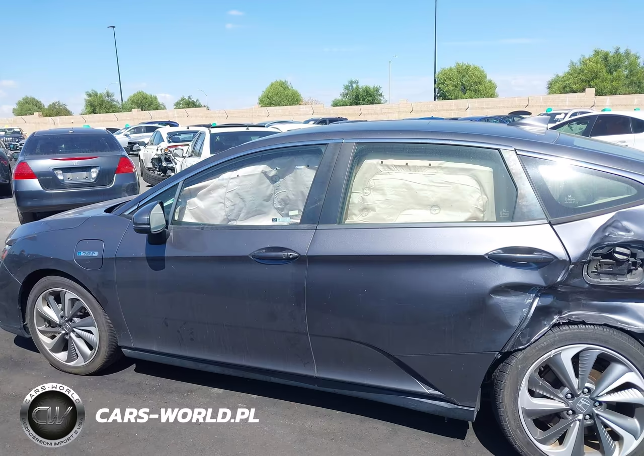 2019 Honda Clarity Plug-In Hybrid Touring VIN:JHMZC5F35KC004946 - 15