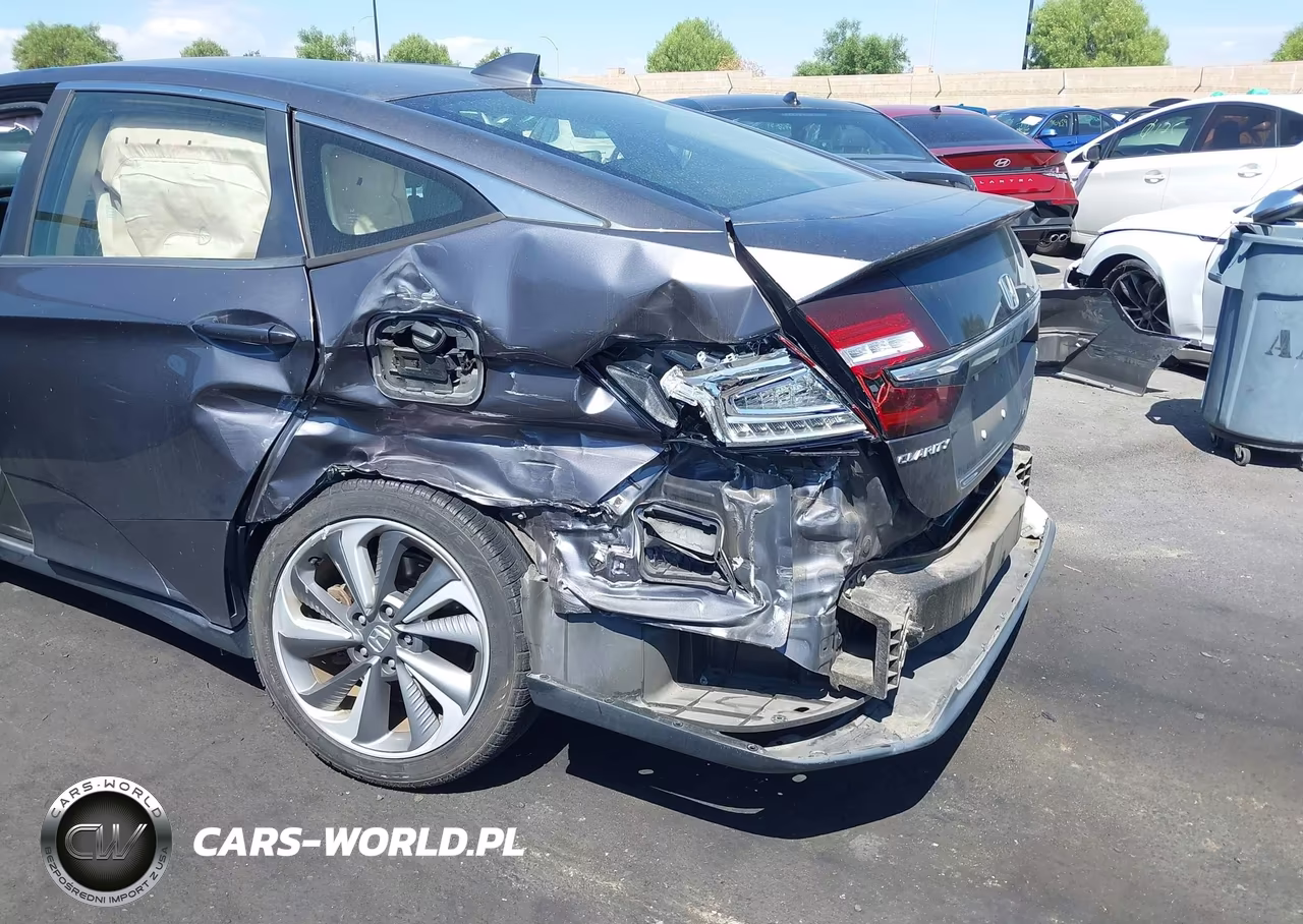 2019 Honda Clarity Plug-In Hybrid Touring VIN:JHMZC5F35KC004946 - 6