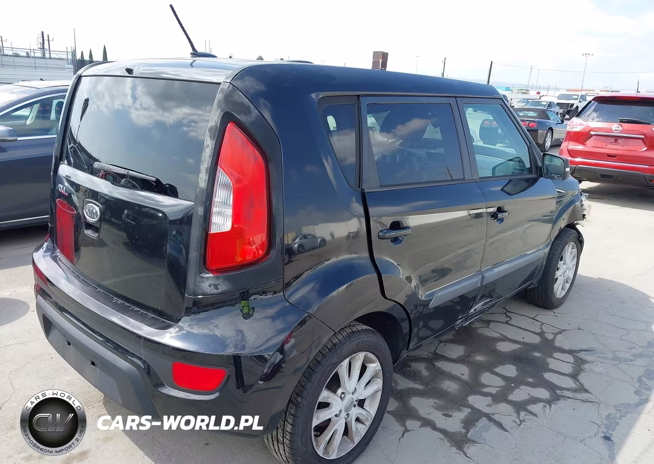 2012 Kia Soul + VIN:KNDJT2A65C7360533 - 4