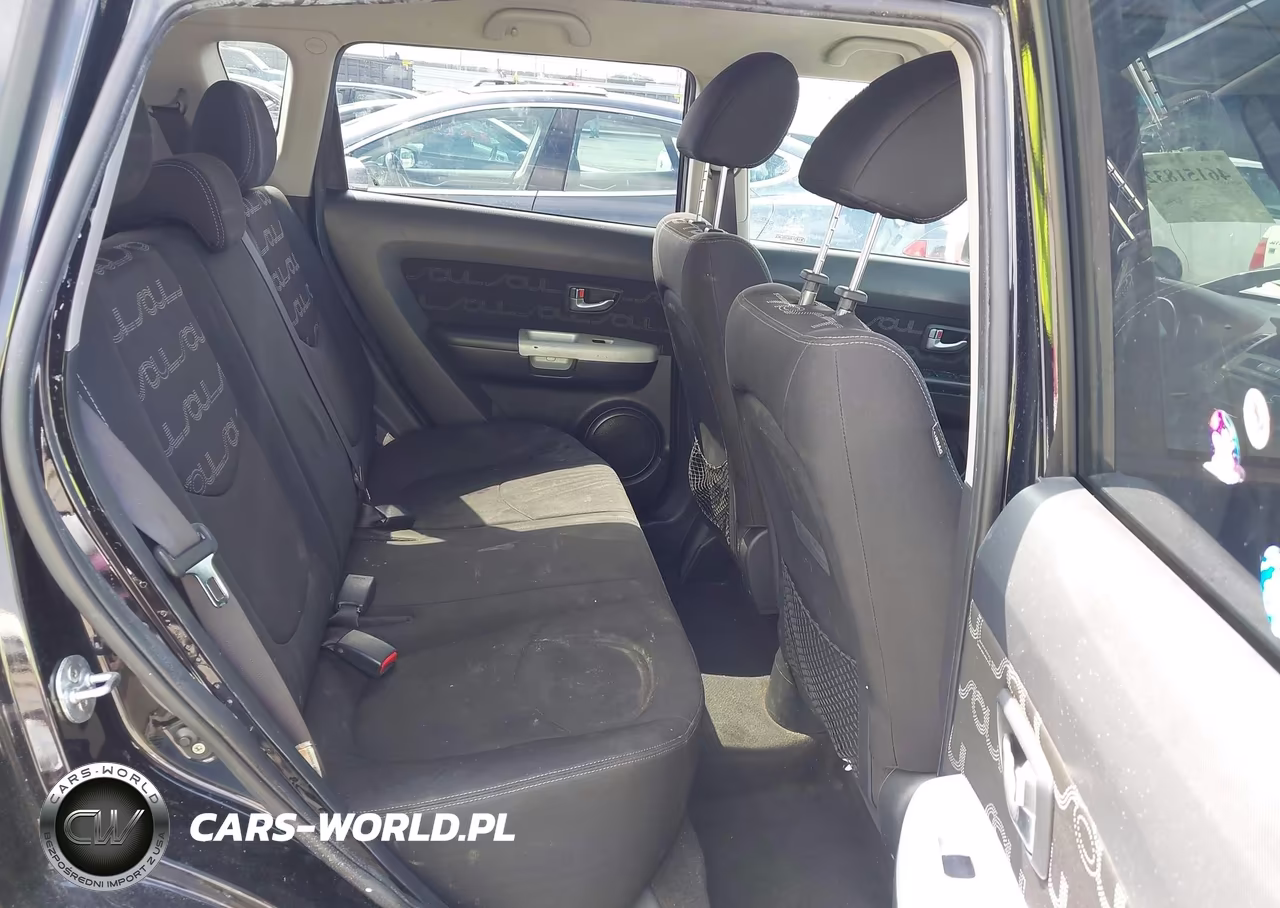 2012 Kia Soul + VIN:KNDJT2A65C7360533 - 8