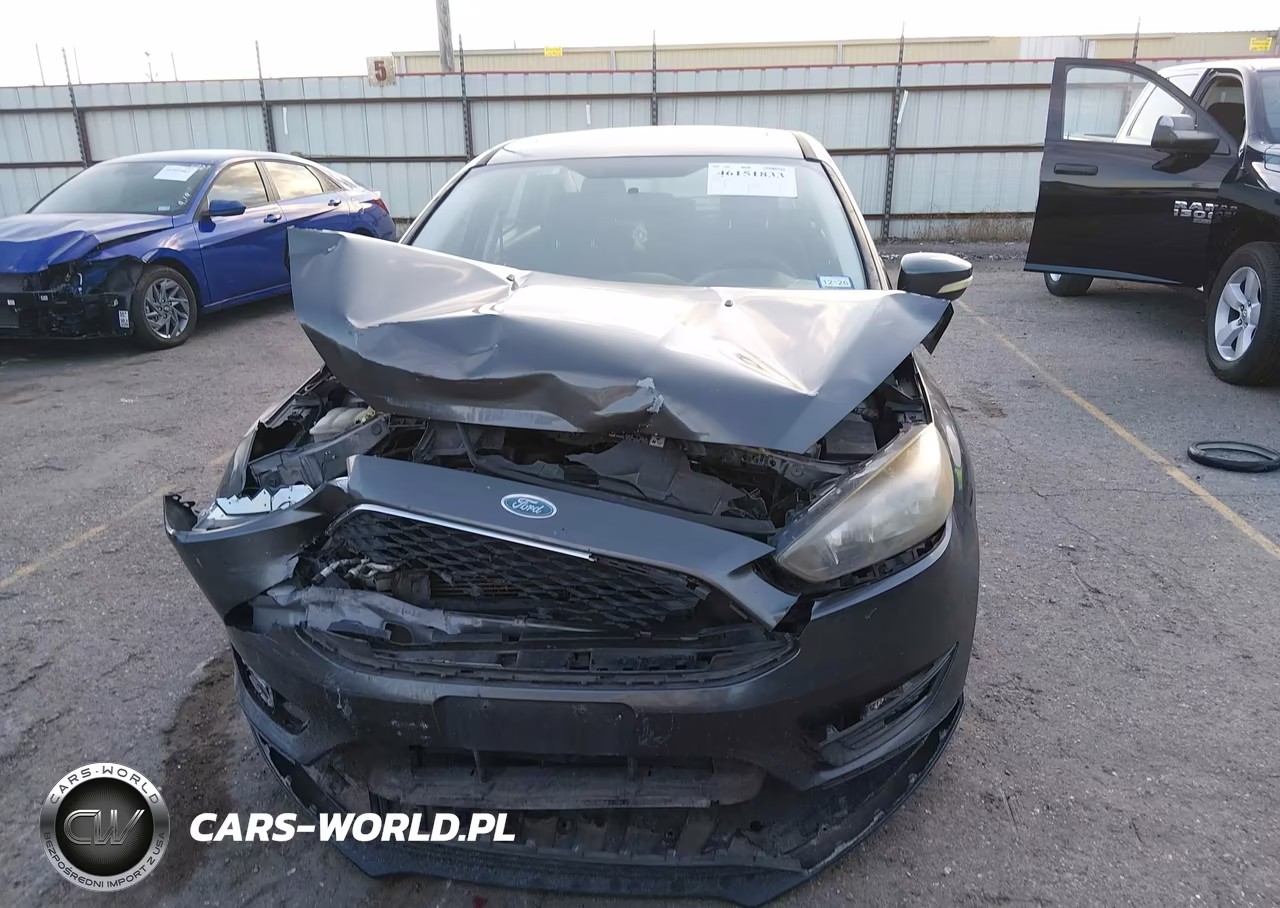 2018 Ford Focus Sel VIN:1FADP3H26JL203923 - 12