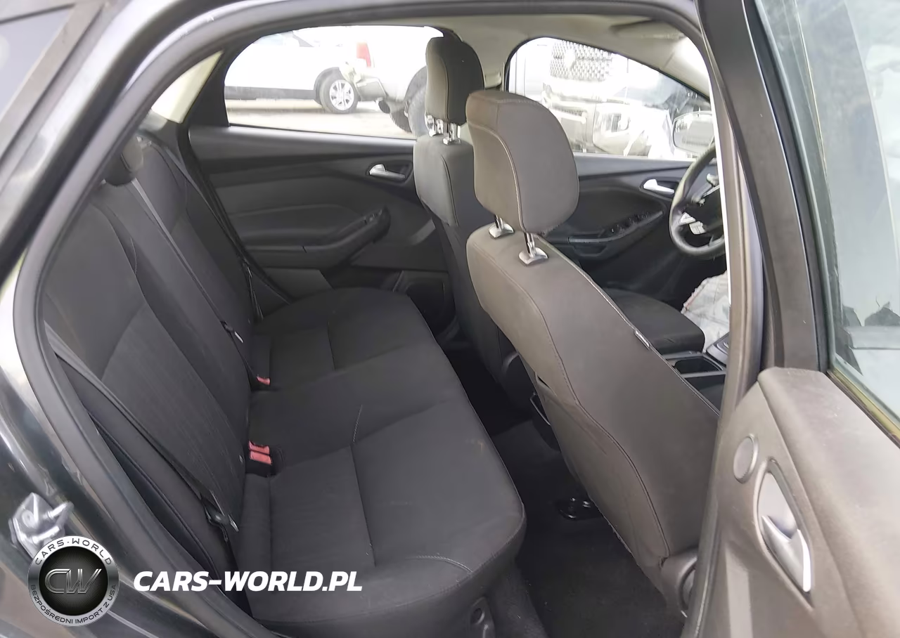 2018 Ford Focus Sel VIN:1FADP3H26JL203923 - 8