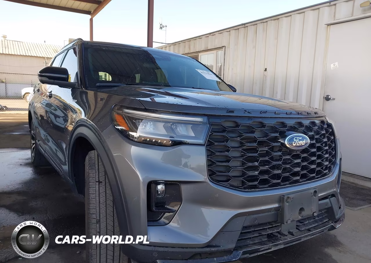 2025 Ford Explorer St-Line