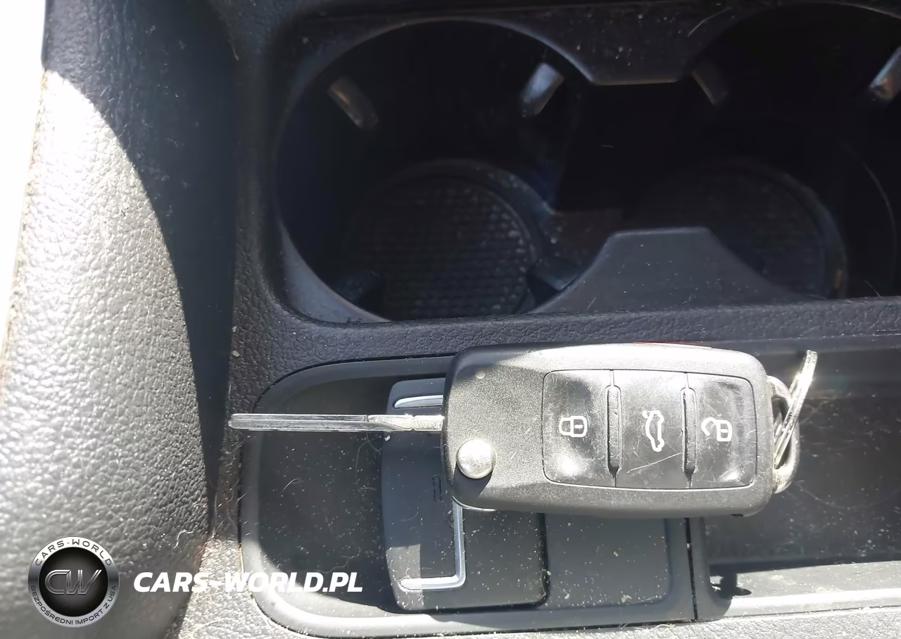 2017 Volkswagen Tiguan 2.0T-2.0T S VIN:WVGAV7AX3HK013136 - 11