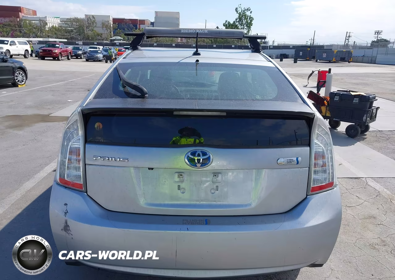 2013 Toyota Prius Plug-In VIN:JTDKN3DP0D3033586 - 16