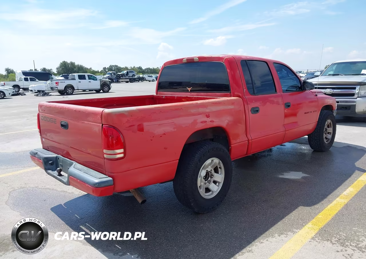 2002 Dodge Dakota Sport VIN:1B7HL38X82S583342 - 4