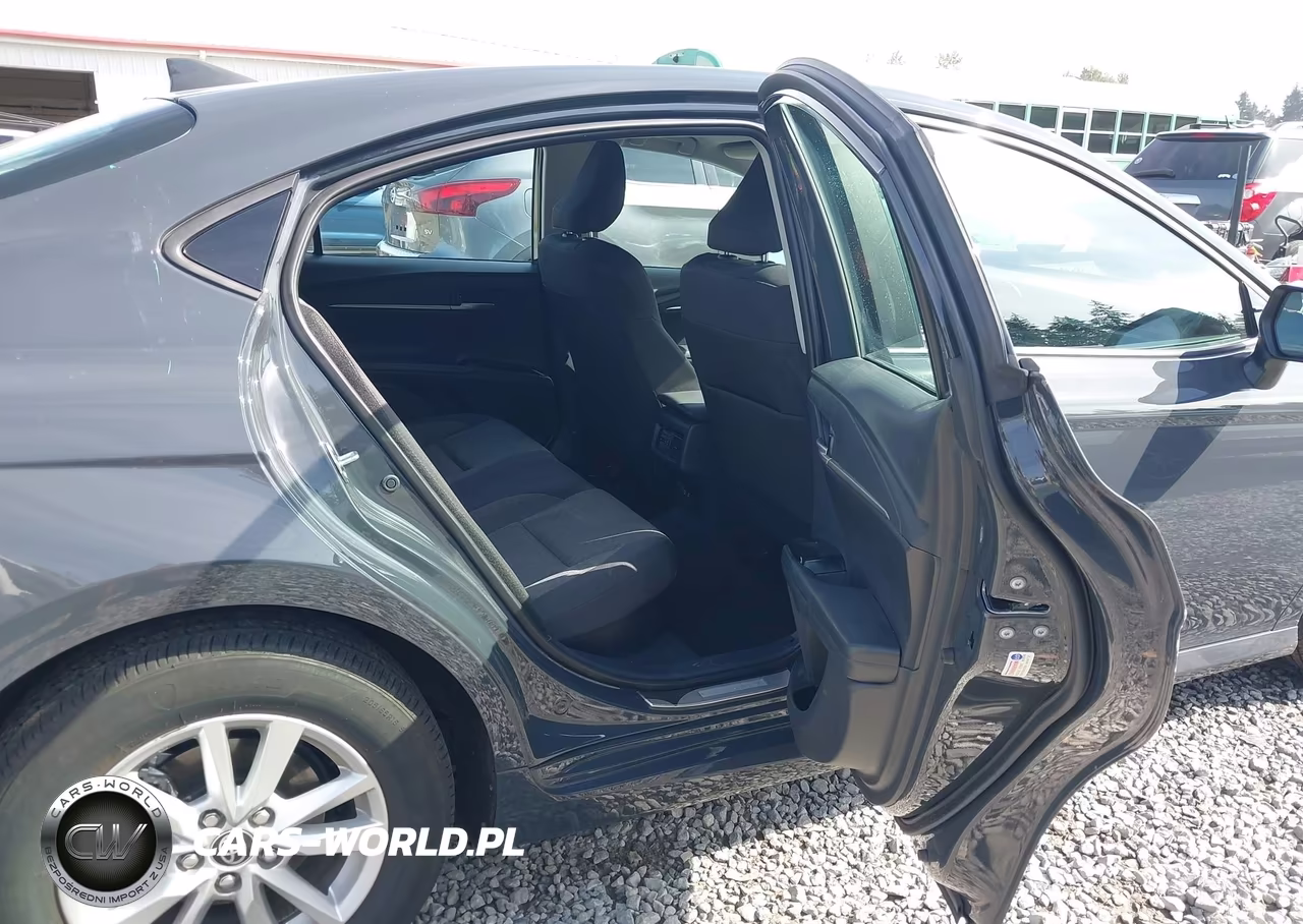 2025 Toyota Camry Le VIN:4T1DAACK9SU516589 - 8