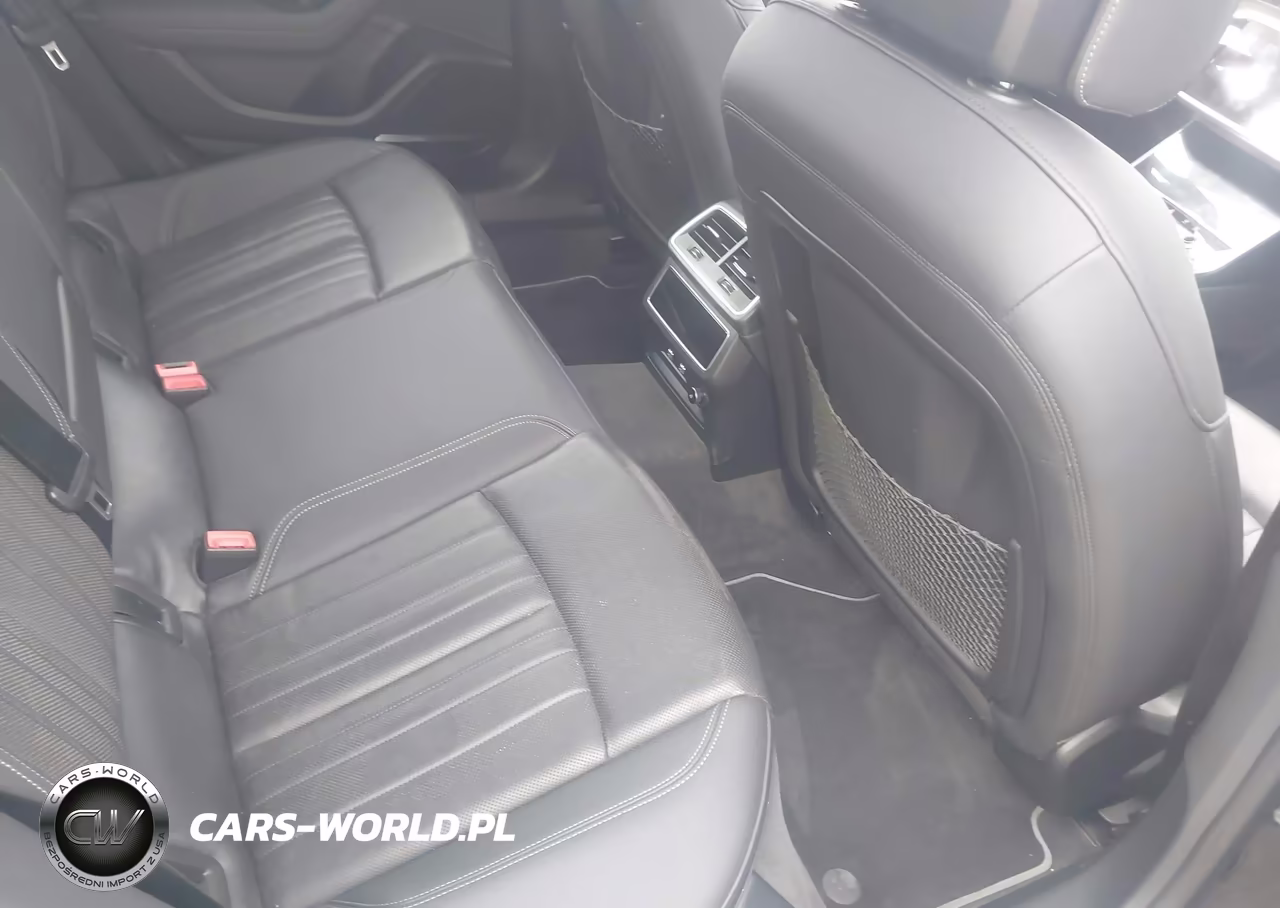 2019 Audi A7 55 Premium VIN:WAUV2AF20KN046364 - 8