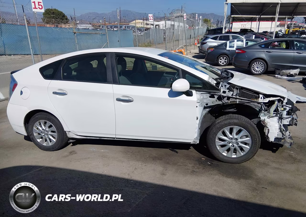 2014 Toyota Prius Plug-In VIN:JTDKN3DP9E3060254 - 14