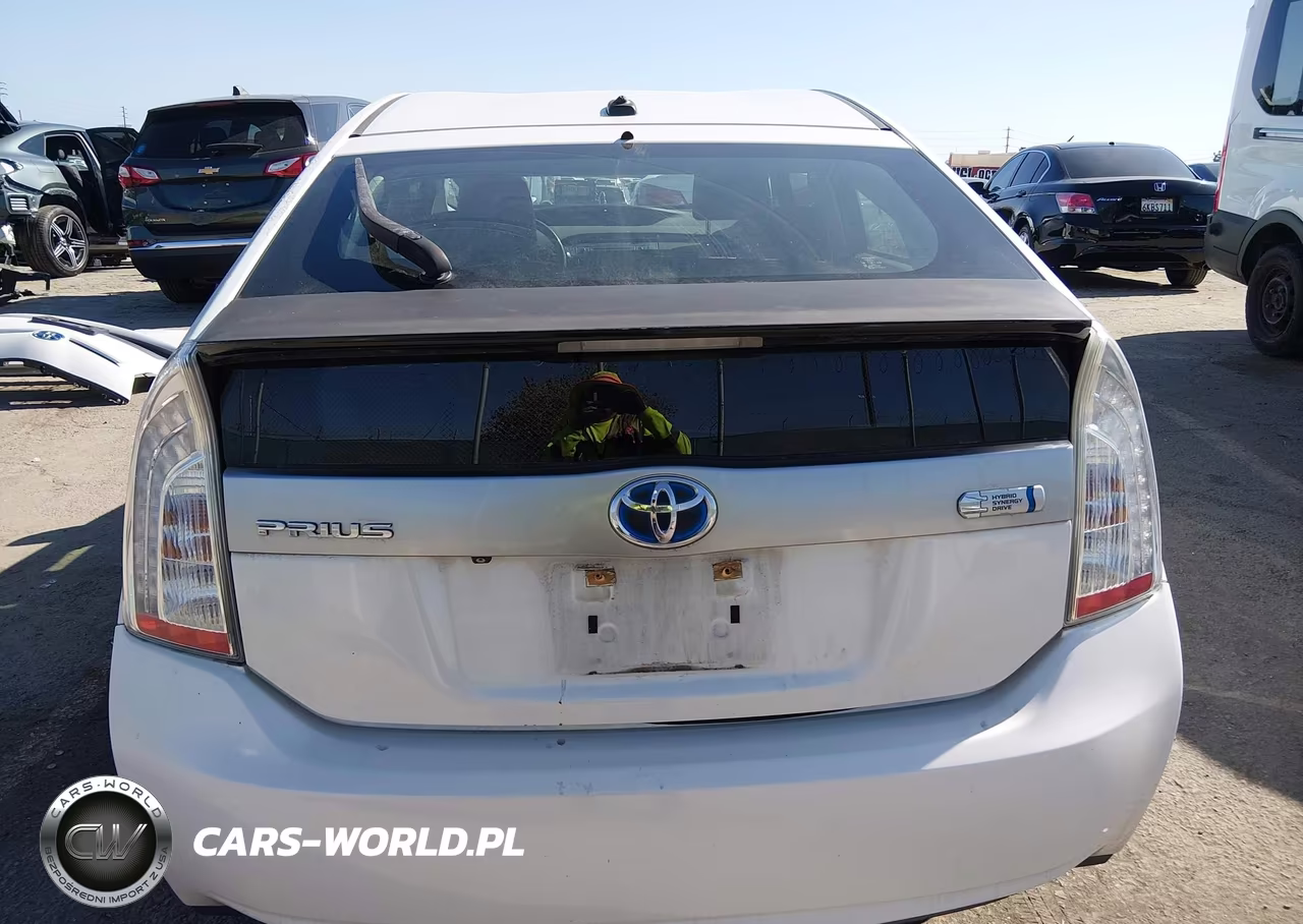 2014 Toyota Prius Plug-In VIN:JTDKN3DP9E3060254 - 17
