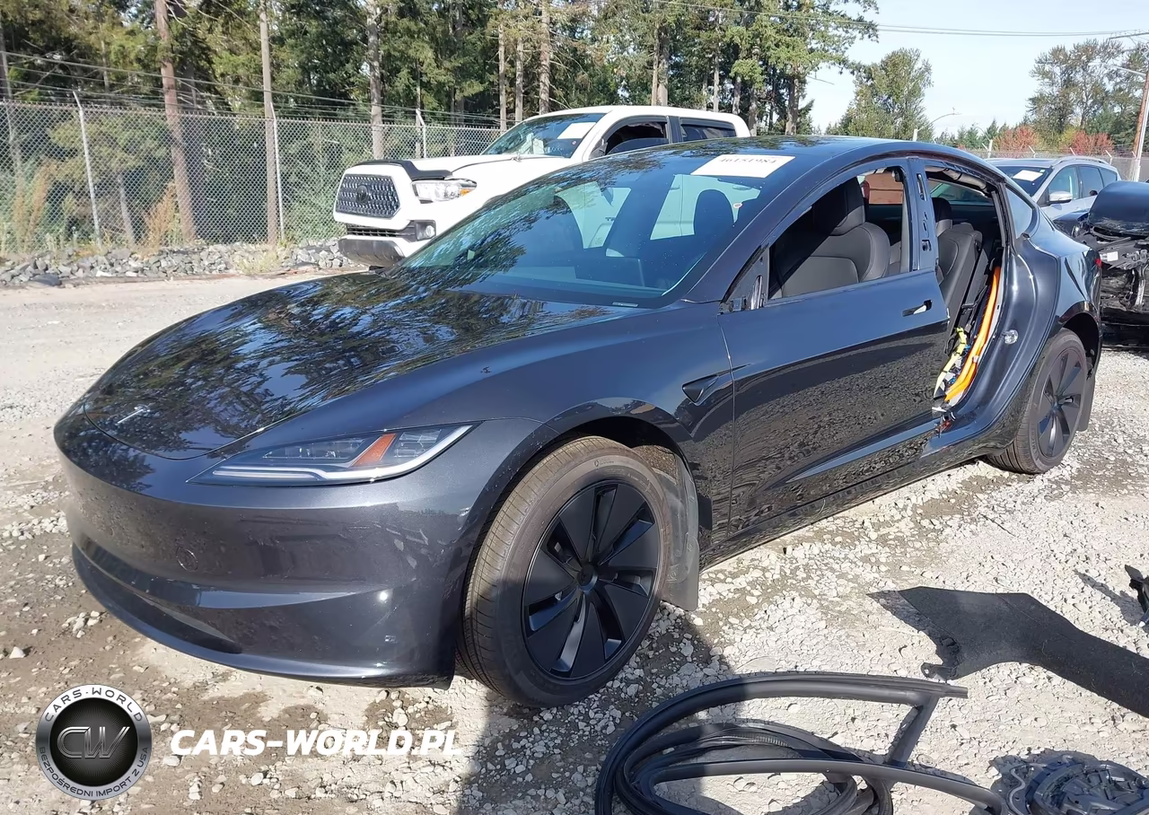 2025 Tesla Model 3 Long Range Rear-Wheel Drive-Standard Rear-Wheel Drive VIN:5YJ3E1EAXSF044257 - 2