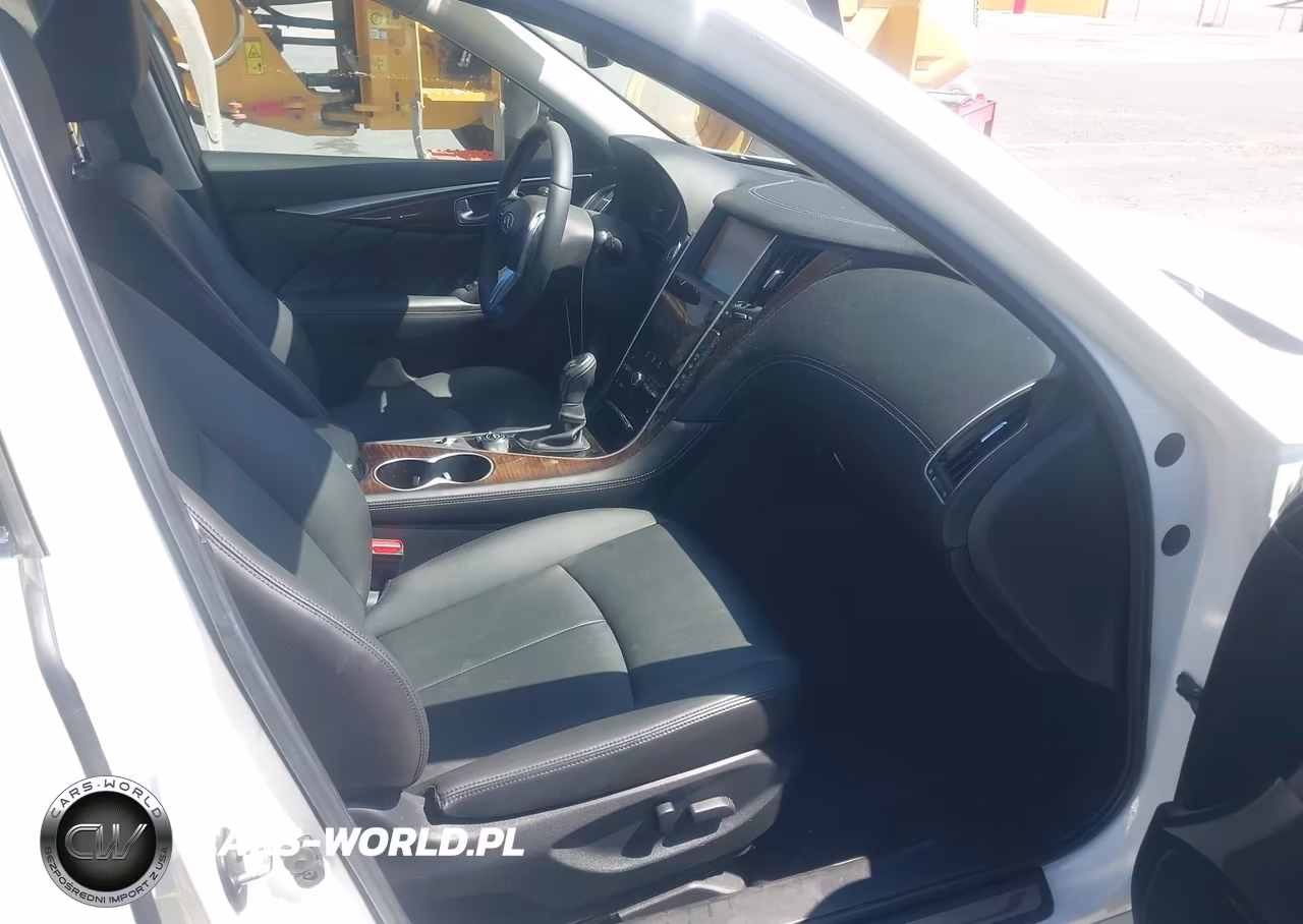 2018 Infiniti Q50 3.0T Luxe VIN:JN1EV7AP3JM358668 - 5