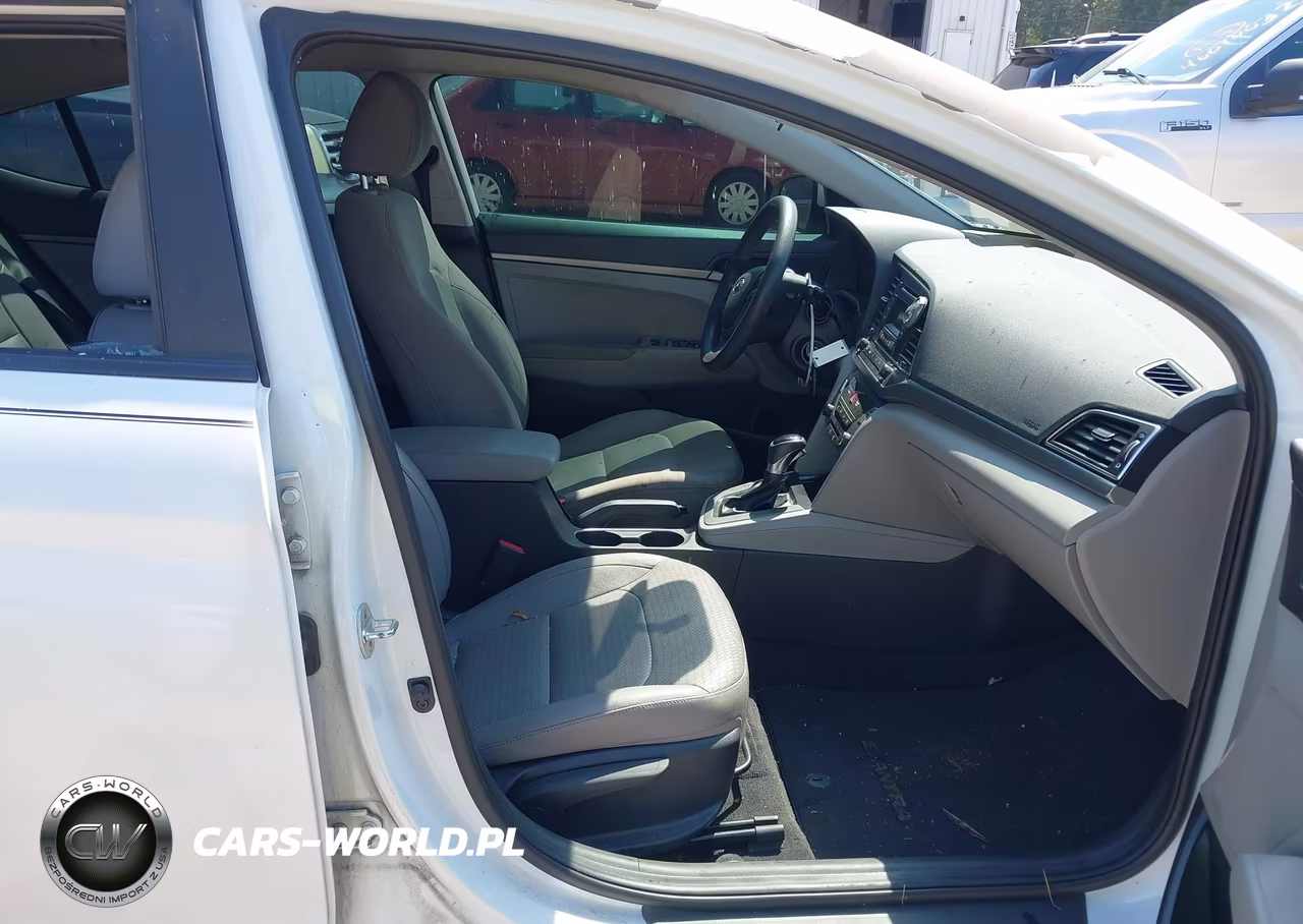 2017 Hyundai Elantra Se VIN:5NPD74LF5HH155324 - 5