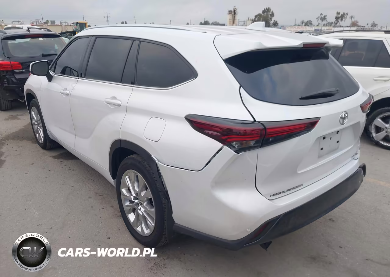 2026 Toyota Highlander Hybrid Limited VIN:5TDXBRCH3TS720473 - 3
