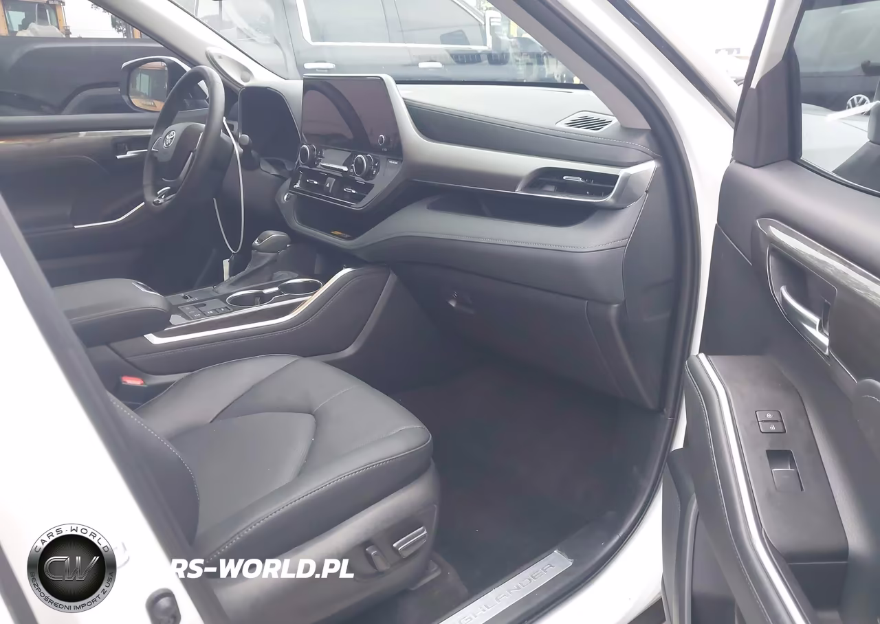 2026 Toyota Highlander Hybrid Limited VIN:5TDXBRCH3TS720473 - 5