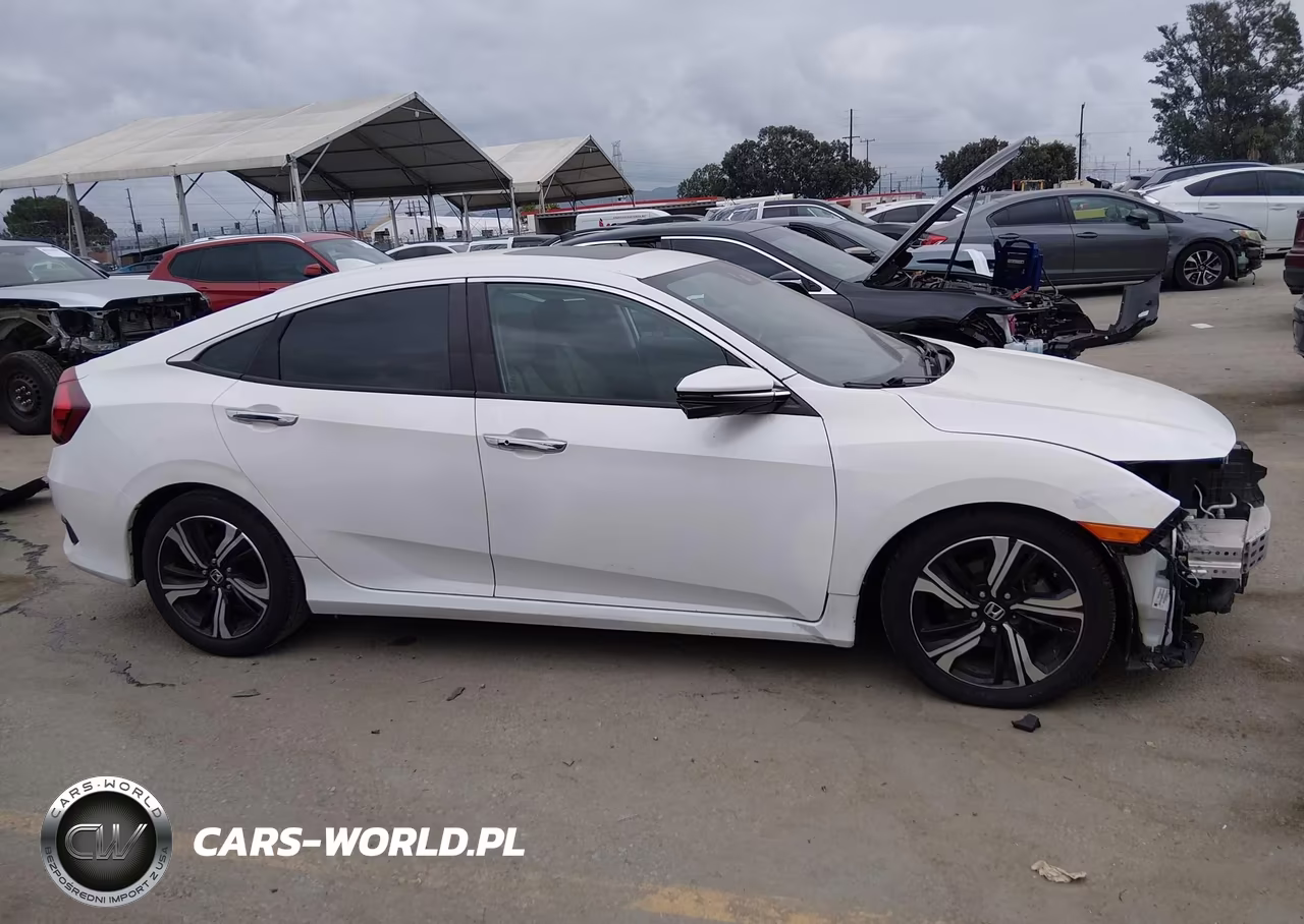 2017 Honda Civic Touring VIN:19XFC1F90HE210713 - 14