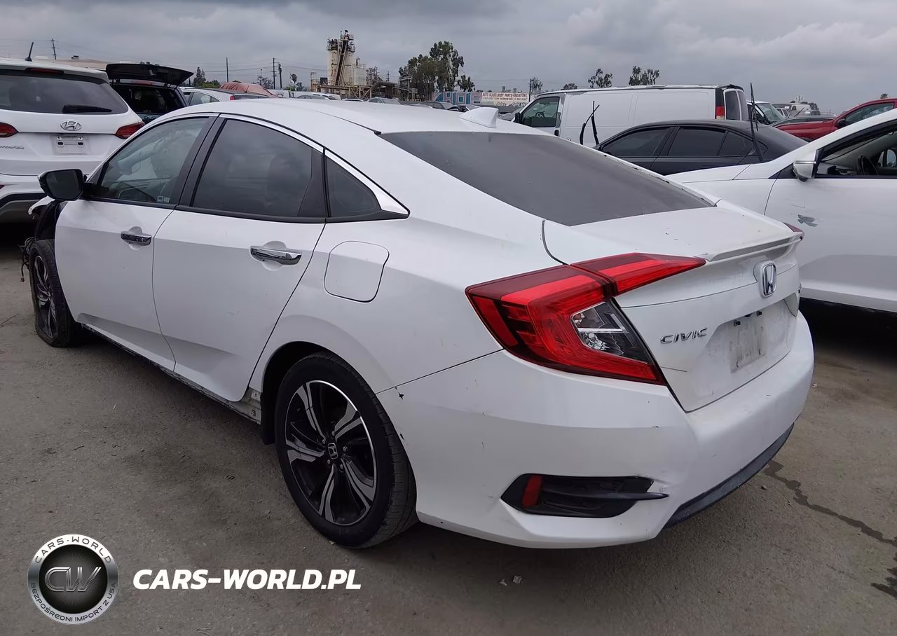 2017 Honda Civic Touring VIN:19XFC1F90HE210713 - 3