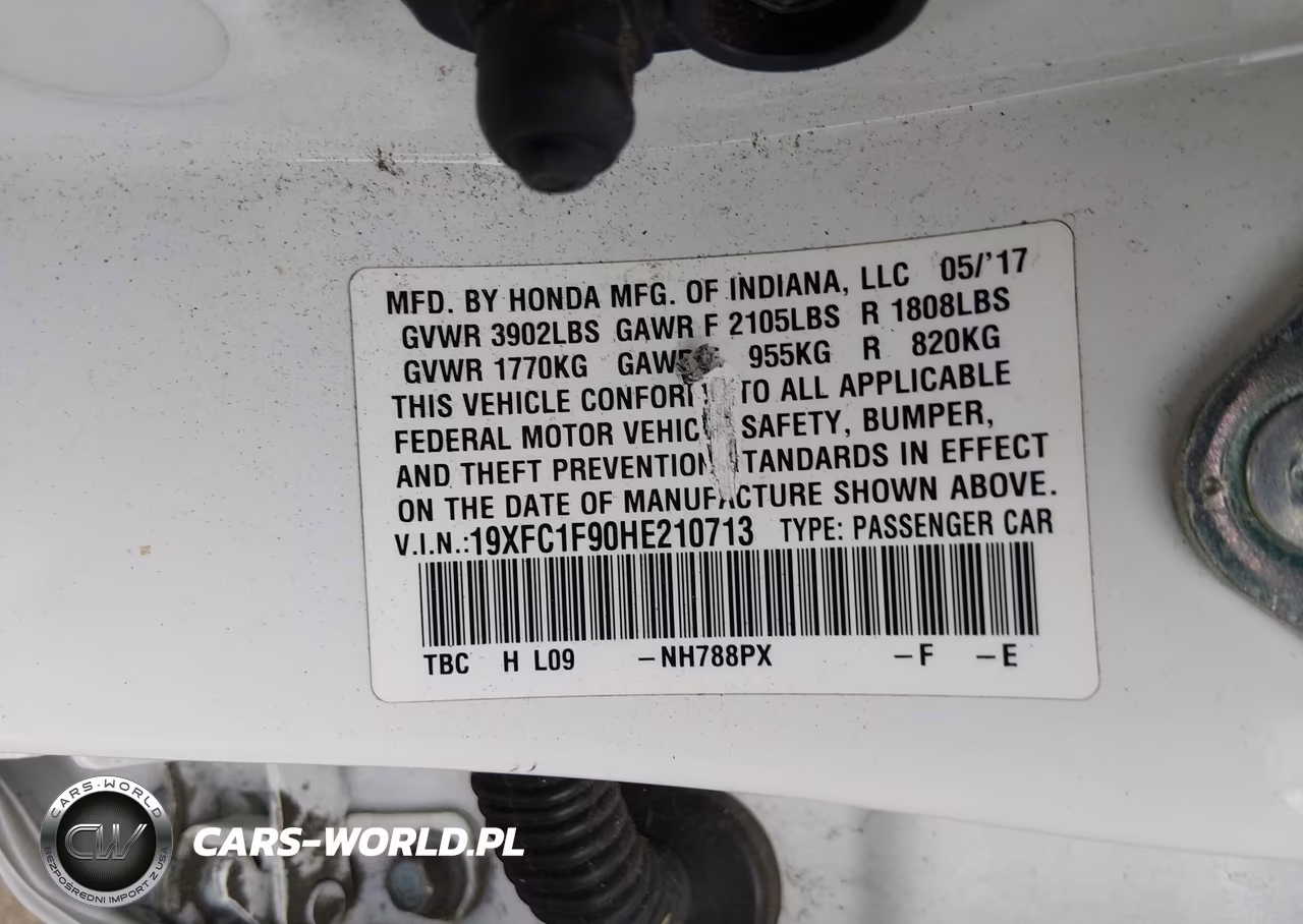 2017 Honda Civic Touring VIN:19XFC1F90HE210713 - 9