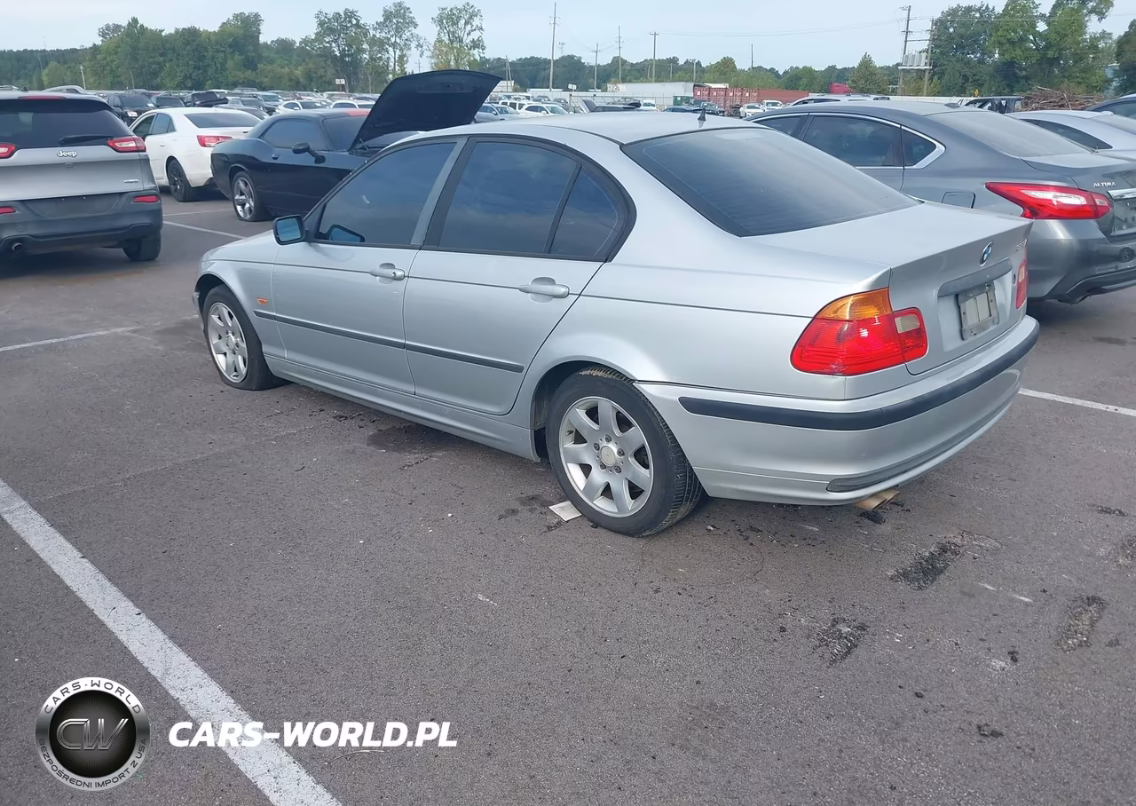 1999 BMW 323I VIN:WBAAM3331XCA80501 - 3