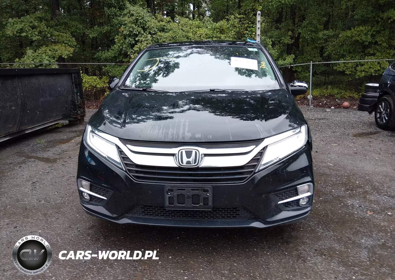 2018 Honda Odyssey Touring VIN:5FNRL6H87JB034371 - 12