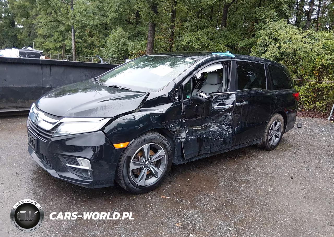 2018 Honda Odyssey Touring VIN:5FNRL6H87JB034371 - 2