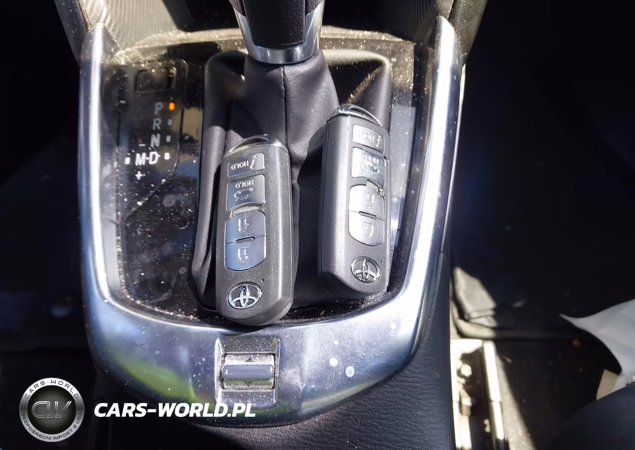 2018 Toyota Yaris Ia VIN:3MYDLBYV0JY300120 - 11