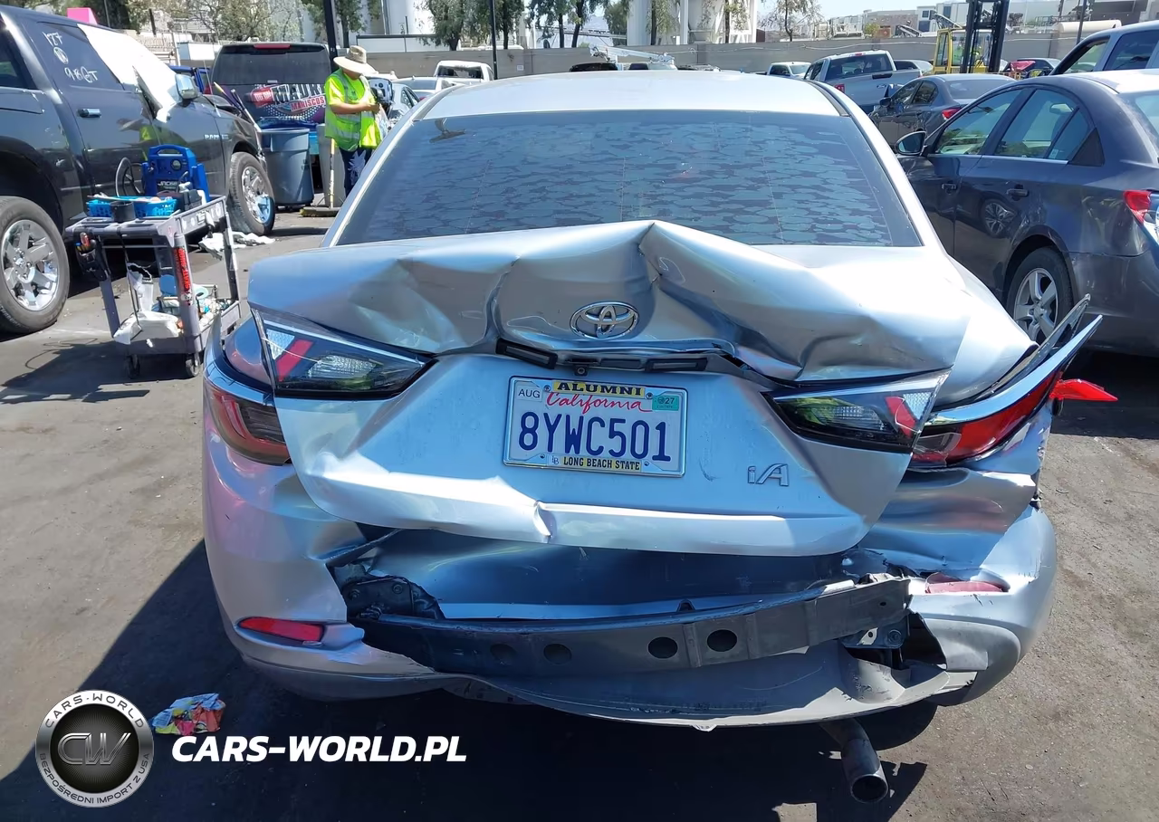 2018 Toyota Yaris Ia VIN:3MYDLBYV0JY300120 - 16