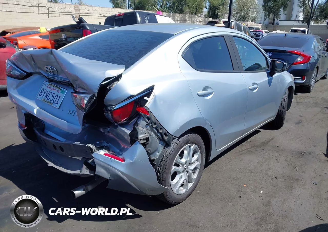 2018 Toyota Yaris Ia VIN:3MYDLBYV0JY300120 - 4