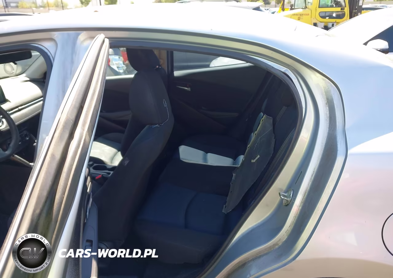 2018 Toyota Yaris Ia VIN:3MYDLBYV0JY300120 - 8